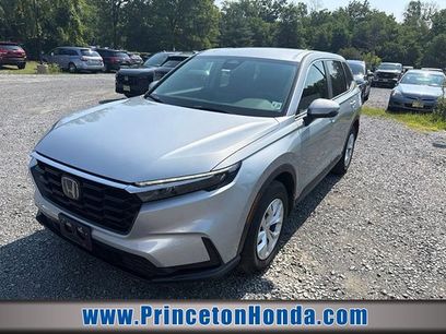 Used 2025 Honda CR-V LX