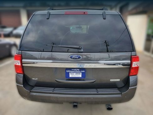 Used 2017 Ford Expedition EL XLT AWD/4WD image 8
