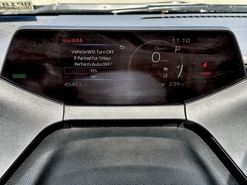 Used 2024 Toyota Prius XLE FWD image 15