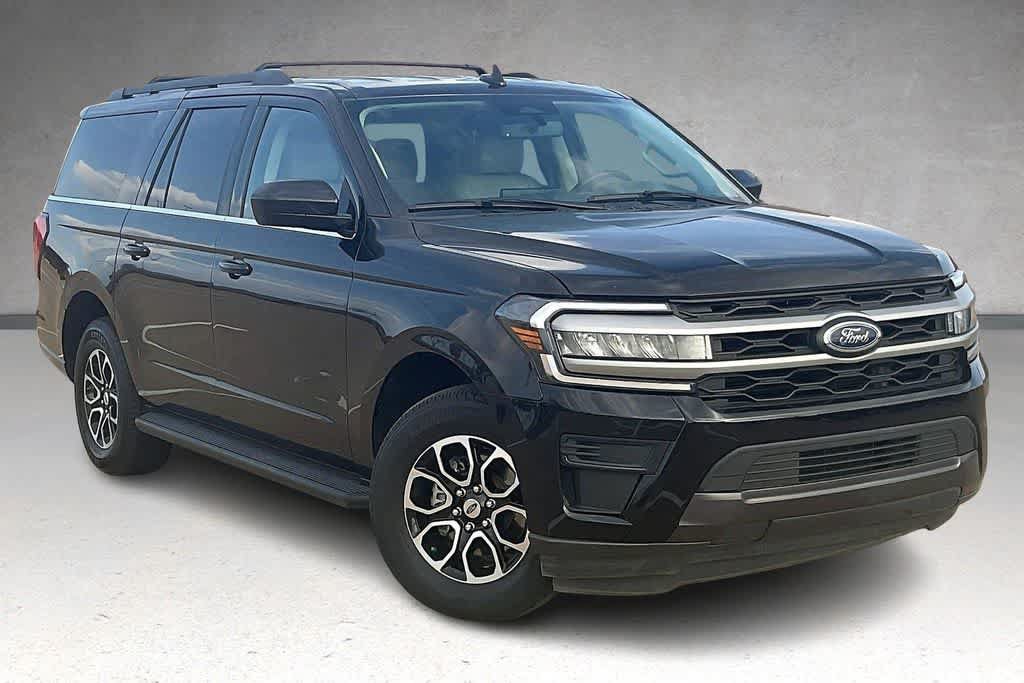 Used 2024 Ford Expedition Max XLT AWD/4WD image 30
