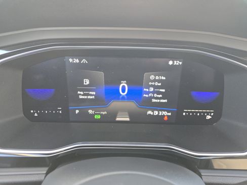 Certified 2023 Volkswagen Jetta SE w/ Panoramic Sunroof Package image 21