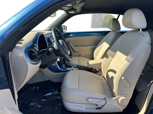 Used 2019 Volkswagen Beetle 2.0T S image 9