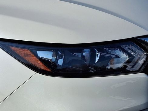 Certified 2022 Nissan Rogue Sport SL image 9