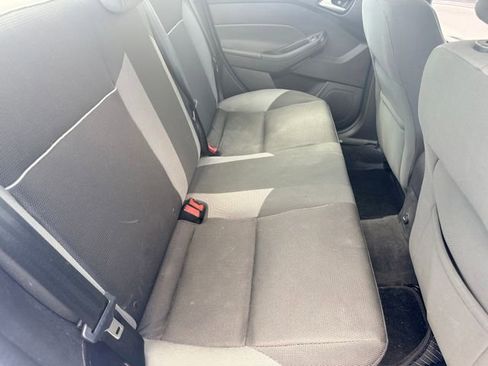 Used 2014 Ford Focus SE image 28