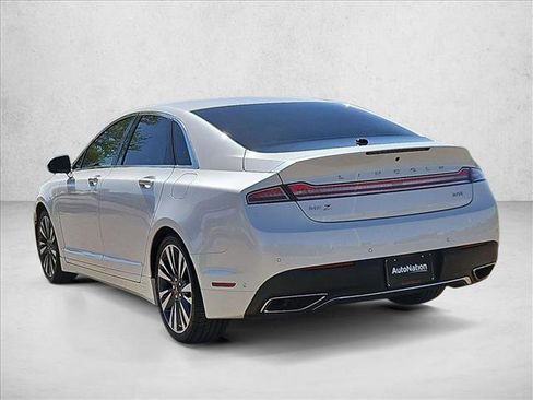 Used 2019 Lincoln MKZ Reserve FWD image 8