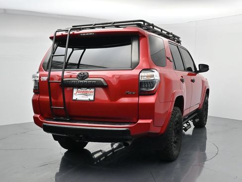 Used 2023 Toyota 4Runner TRD Off-Road Premium w/ Moonroof Package AWD/4WD image 6