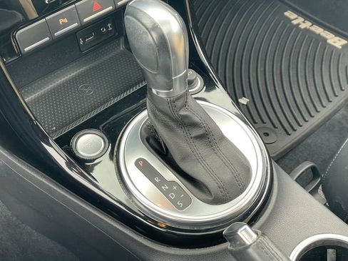 Used 2019 Volkswagen Beetle 2.0T Final Edition SEL image 23