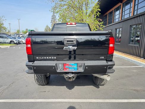 Used 2016 Chevrolet Silverado 2500 LTZ w/ Duramax Plus Package AWD/4WD image 4