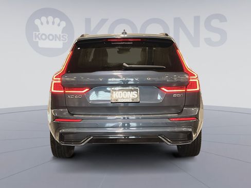 Used 2023 Volvo XC60 B5 Plus w/ Protection Package Premier image 5
