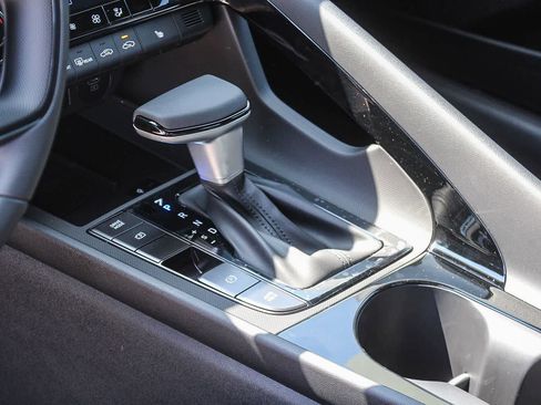 New 2026 Hyundai Elantra SEL Sport FWD image 27