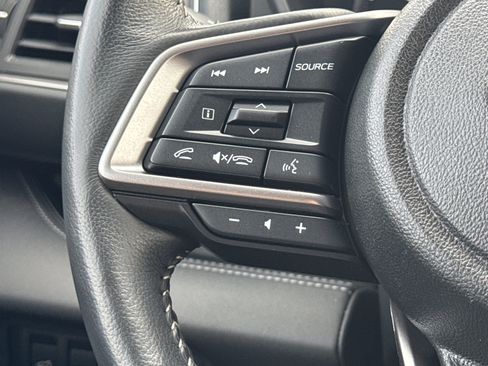 Used 2023 Subaru Ascent Limited w/ Technology Package AWD/4WD image 4