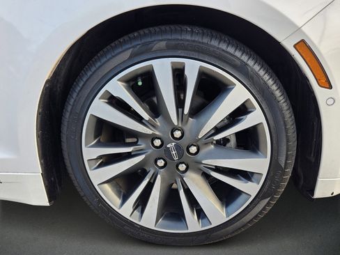 Used 2020 Lincoln MKZ Reserve w/ Elements Package image 9