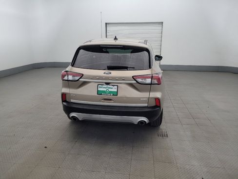Used 2020 Ford Escape SE FWD image 7