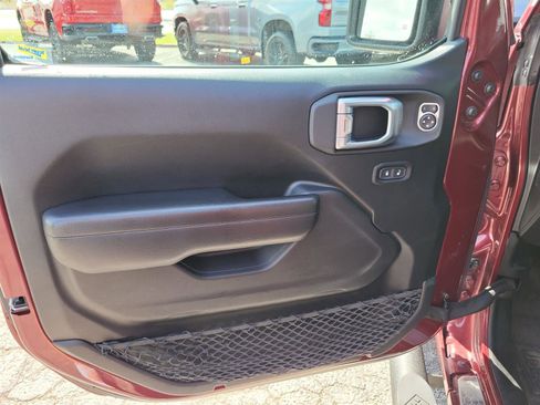 Used 2021 Jeep Wrangler Unlimited Sport image 21