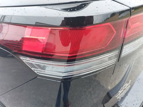 New 2026 Volkswagen Tiguan SE R-Line AWD/4WD image 30