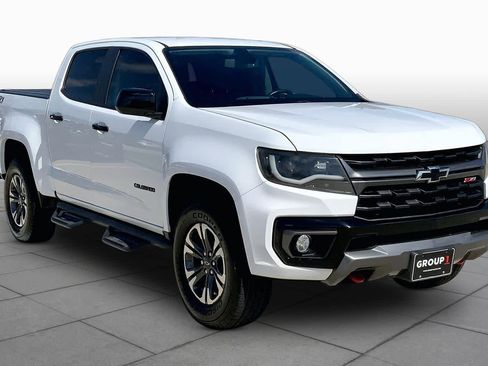 Used 2021 Chevrolet Colorado Z71 AWD/4WD image 3