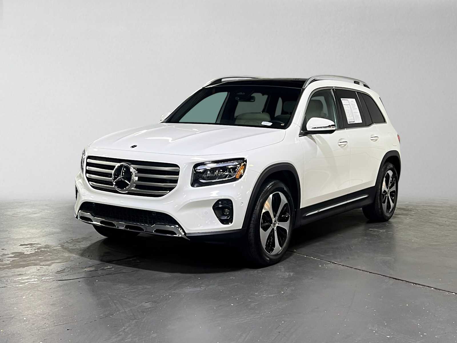 Certified 2026 Mercedes-Benz GLB 250 4MATIC image 7