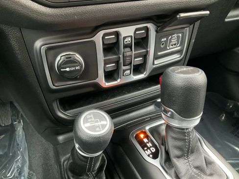 New 2026 Jeep Gladiator Sport image 23