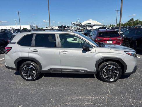 Certified 2025 Subaru Forester Limited AWD/4WD image 2
