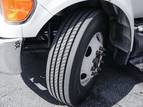 Used 2015 Ford F650 2WD Crew Cab Super Duty image 51