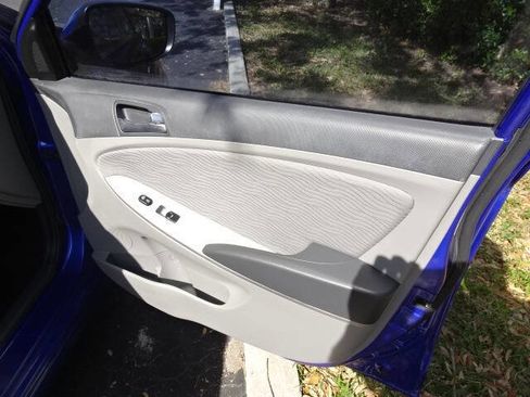 Used 2014 Hyundai Accent GLS w/ Option Group 2 image 22