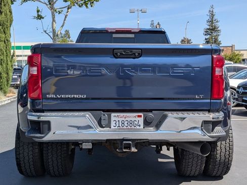 Used 2022 Chevrolet Silverado 3500 LT w/ Convenience Package AWD/4WD image 6