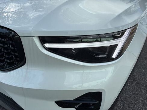 New 2026 Volvo XC40 B5 Plus w/ Protection Package Premier image 10