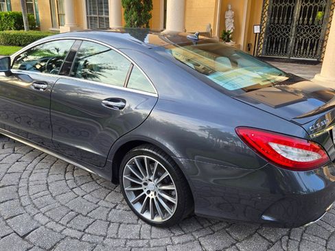 Used 2016 Mercedes-Benz CLS 550 4MATIC image 11