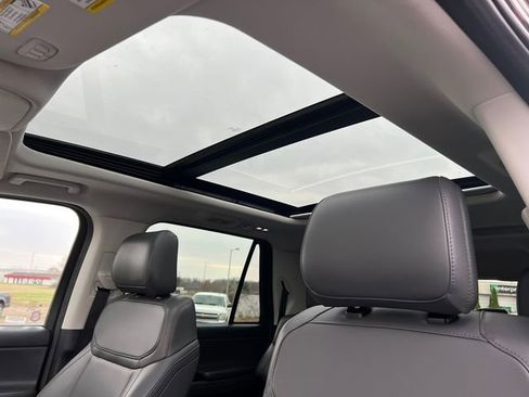 Certified 2025 Ford Expedition Max Active AWD/4WD image 11