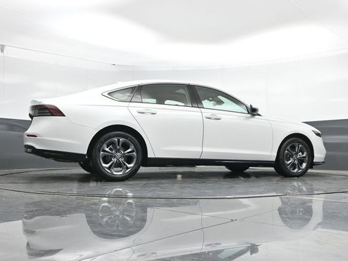 New 2025 Honda Accord EX-L image 39