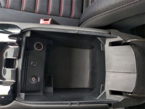 Used 2013 Ford Fusion SE image 27