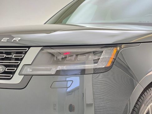 Used 2024 Land Rover Range Rover Long Wheelbase Autobiography AWD/4WD image 4