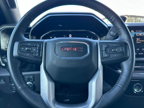 Used 2024 GMC Sierra 1500 SLT image 23