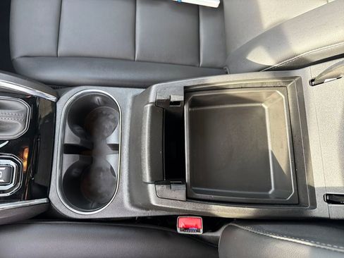 Used 2024 GMC Canyon Elevation w/ Elevation Premium Package image 39