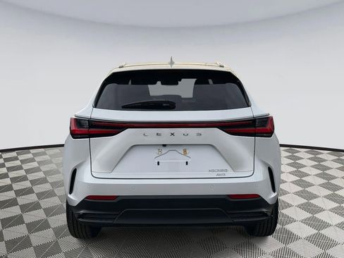 Used 2025 Lexus NX 350 AWD image 3