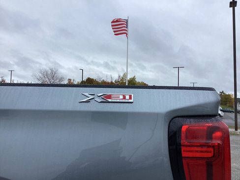 Used 2023 GMC Sierra 1500 SLT w/ SLT Premium Plus Package image 8