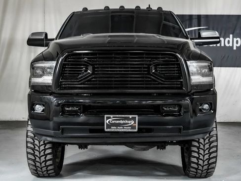 Used 2014 RAM 3500 Laramie w/ Convenience Group AWD/4WD image 3