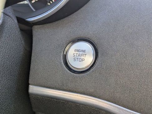 Used 2023 Kia Stinger GT2 image 31