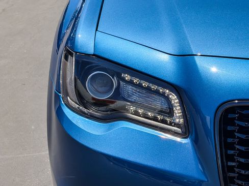 Used 2023 Chrysler 300 Touring w/ Sport Appearance Package RWD image 7