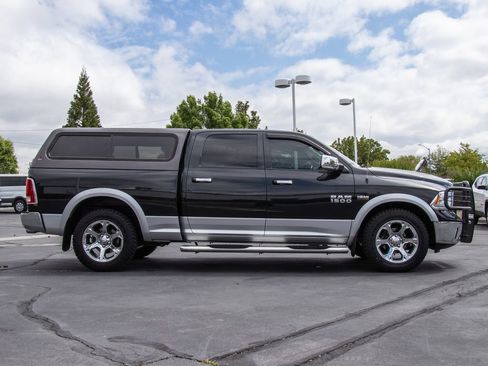 Used 2015 RAM 1500 Laramie AWD/4WD image 8