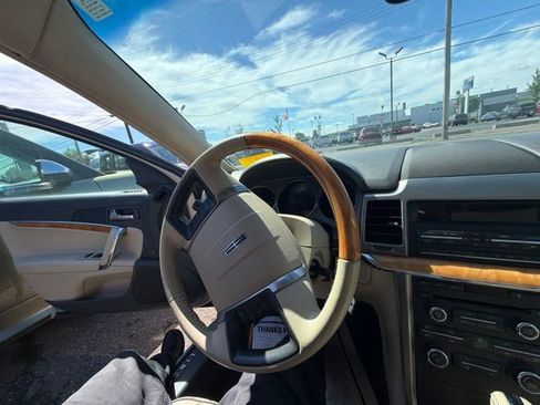 Used 2010 Lincoln MKZ FWD image 23