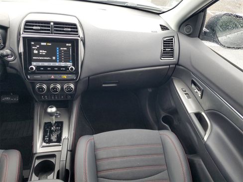 Used 2023 Mitsubishi Outlander Sport SE image 26