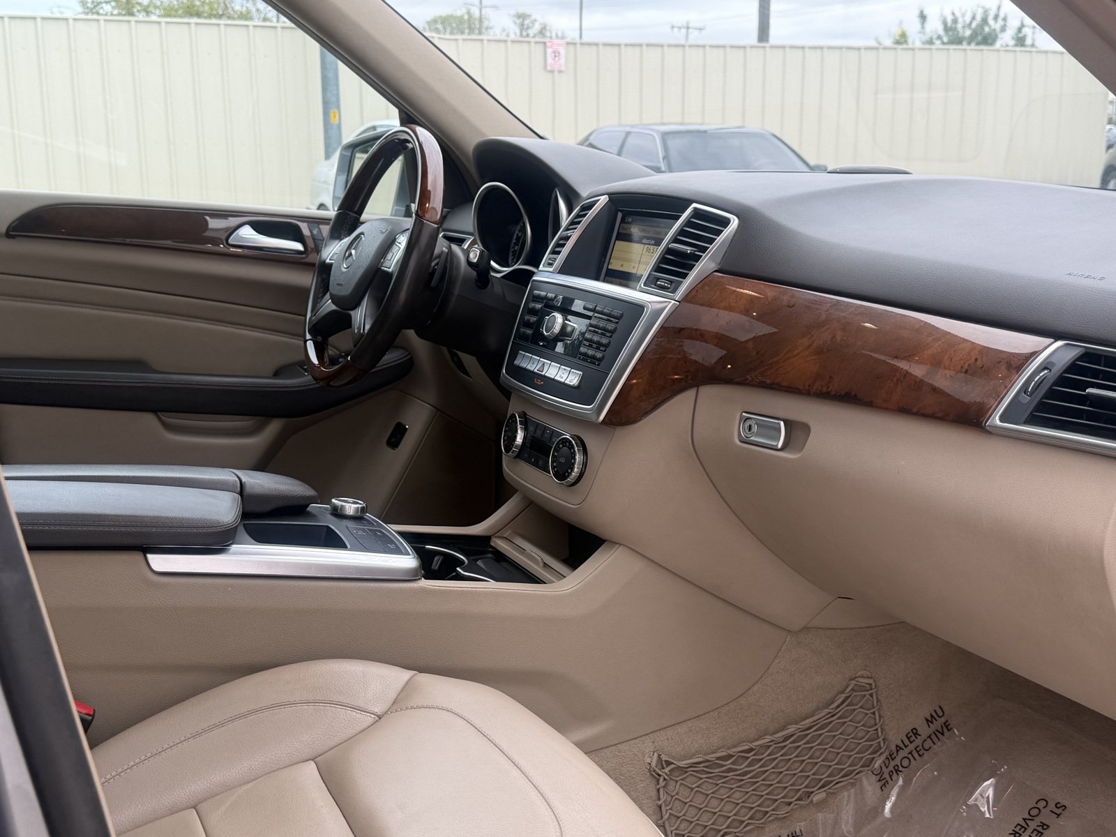 Used 2012 Mercedes-Benz ML 350 BlueTEC 4MATIC image 37