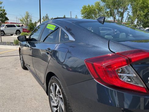 Used 2017 Honda Civic EX image 5