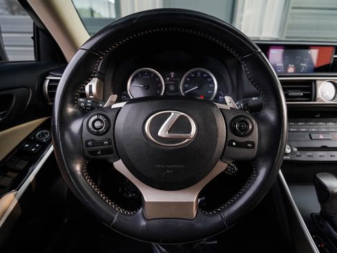 Used 2015 Lexus IS 250 RWD image 14