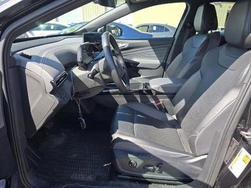 Used 2023 Volkswagen ID.4 Pro S image 6