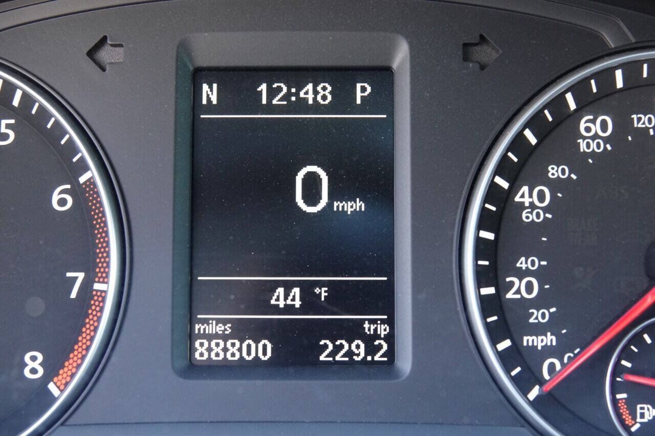 Used 2012 Volkswagen Passat 2.5 SE FWD image 82