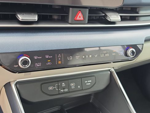 New 2026 Kia Carnival SX FWD image 27