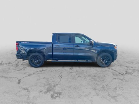 Used 2022 Chevrolet Silverado 1500 Custom w/ LPO, Dark Essentials Package image 9