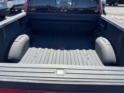 Used 2020 Ford F150 Lariat image 33